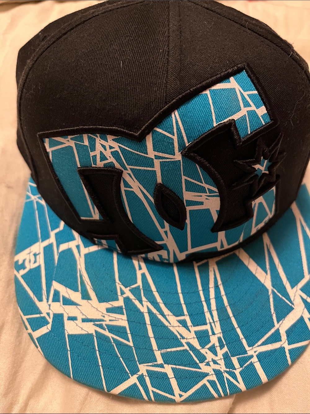 DC Men's Black and Blue Graphic Fitted Cap